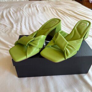 NIB Marc Fisher LTD Twist Knot Leather Calia Heeled Sandals